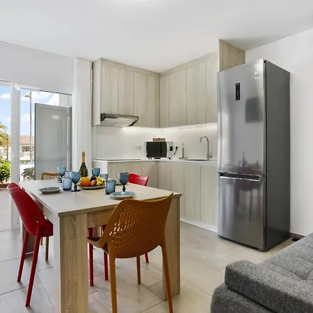 Hermoso Apartamento: Piscina Climatizada, A/c, Wifi - Es-347-47 Costa Adeje (Tenerife)