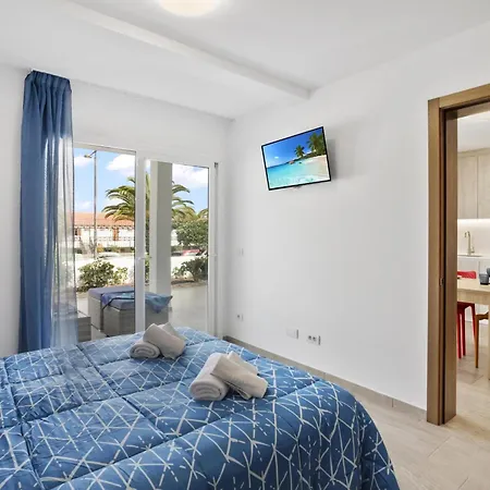 Hermoso Apartamento: Piscina Climatizada, A/c, Wifi - Es-347-47 * Costa Adeje (Tenerife)